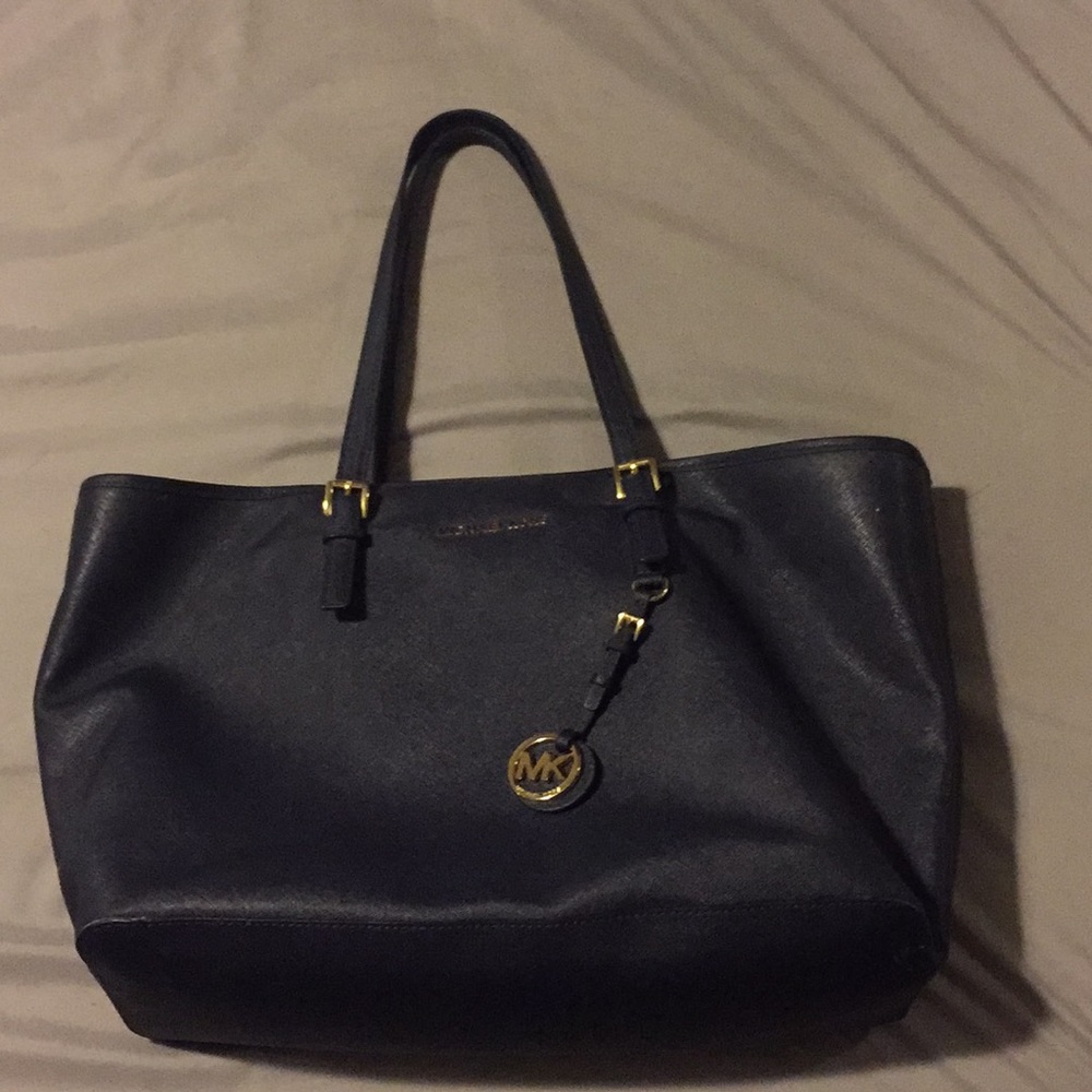Michael Kors Jetsetter Tote
